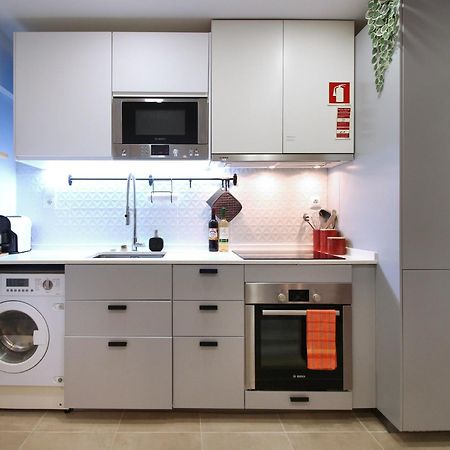 Cozy Apartment - Your Home Away Amadora Bagian luar foto